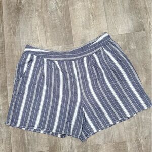 Navy and White Striped Women's Shorts size 1X
